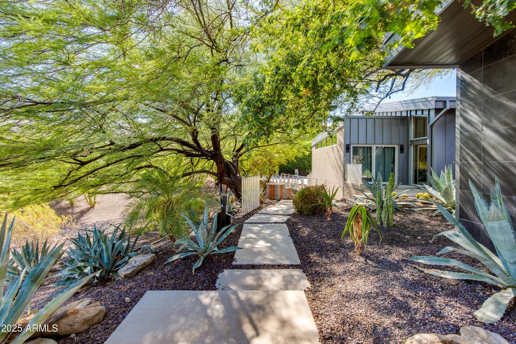 4306 E DESERT CREST Drive, Paradise Valley, AZ 85253 — photo 4
