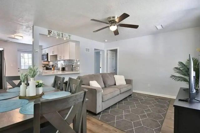 3113 MCINTOSH ROAD, Sarasota, FL 34232