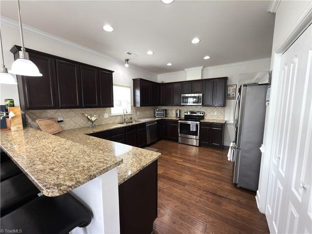 4000 Brayden Drive, High Point, NC 27265