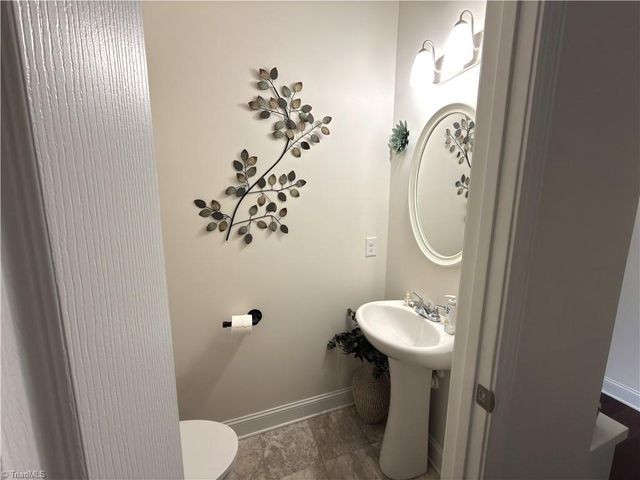 4000 Brayden Drive, High Point, NC 27265