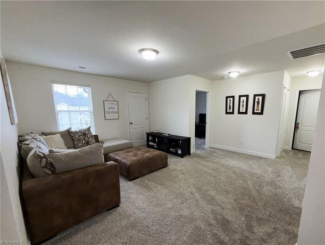 4000 Brayden Drive, High Point, NC 27265
