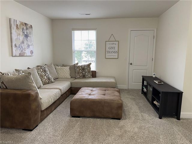4000 Brayden Drive, High Point, NC 27265