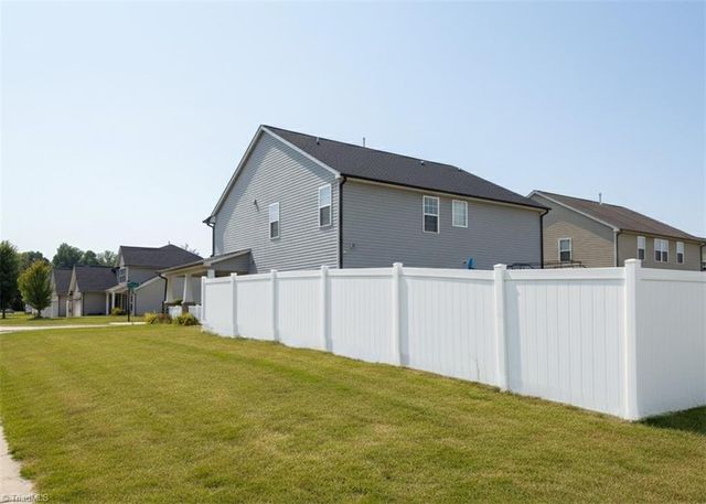 4000 Brayden Drive, High Point, NC 27265