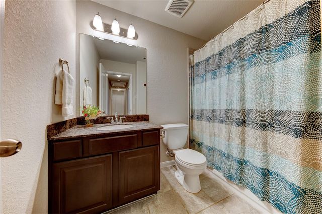 5227 Bay Lane, Bacliff, TX 77518