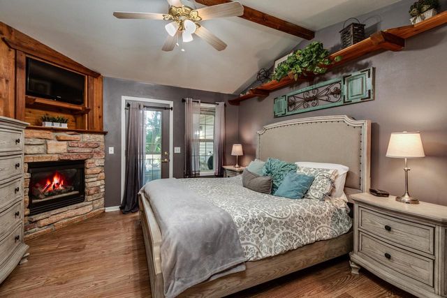 2001 Timber Lake Road, Oregon, WI 53575