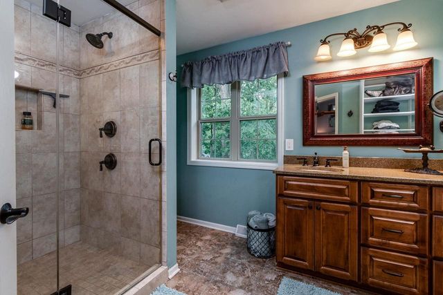 2001 Timber Lake Road, Oregon, WI 53575