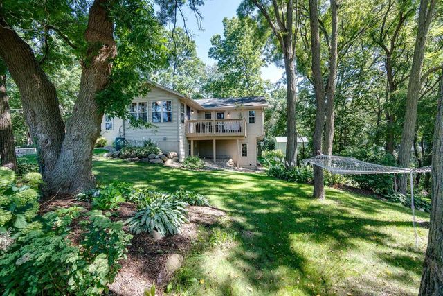 2001 Timber Lake Road, Oregon, WI 53575