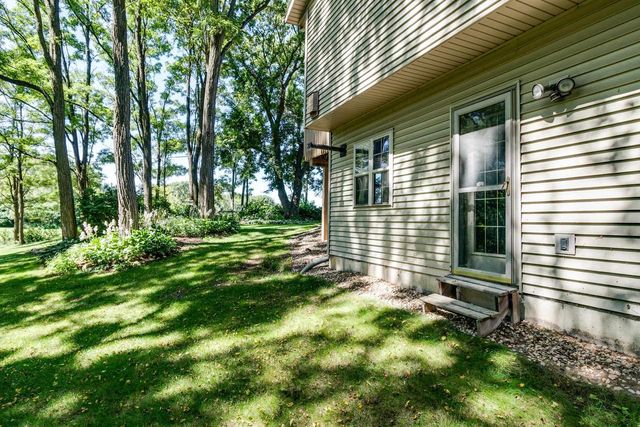 2001 Timber Lake Road, Oregon, WI 53575