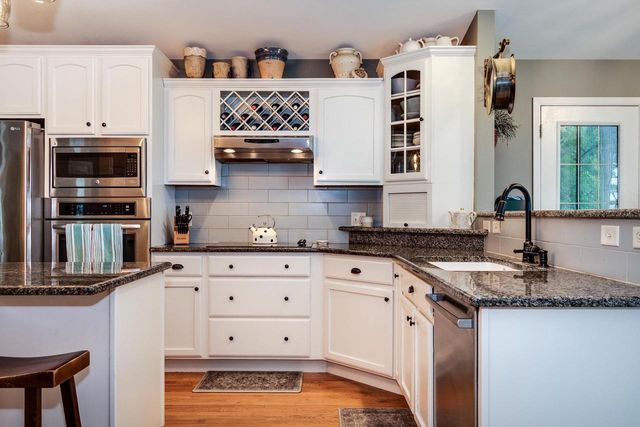 2001 Timber Lake Road, Oregon, WI 53575