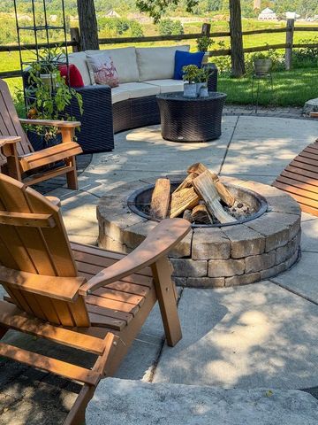 2001 Timber Lake Road, Oregon, WI 53575