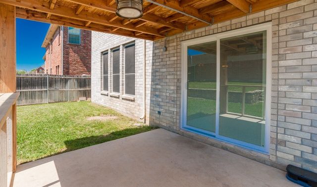 506 Port Royale Way, Euless, TX 76039