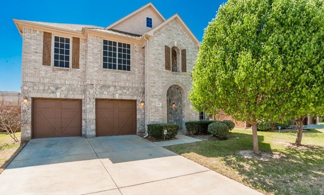 506 Port Royale Way, Euless, TX 76039