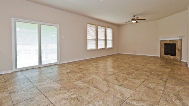 506 Port Royale Way, Euless, TX 76039