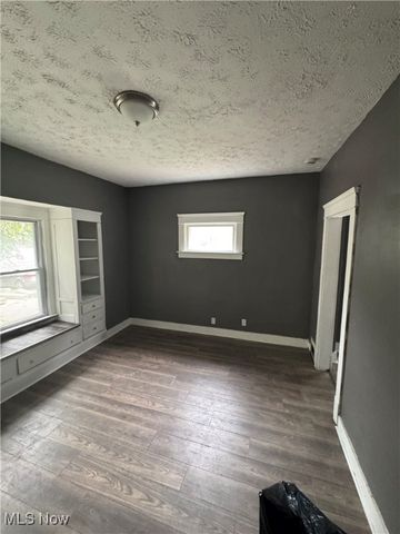 411 Eddy Road, Cleveland, OH 44108