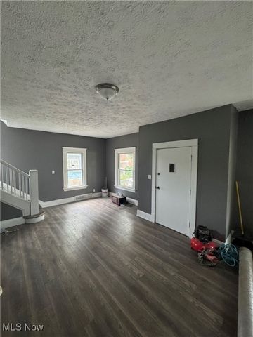 411 Eddy Road, Cleveland, OH 44108