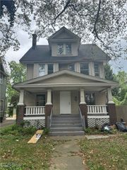 411 Eddy Road, Cleveland, OH 44108
