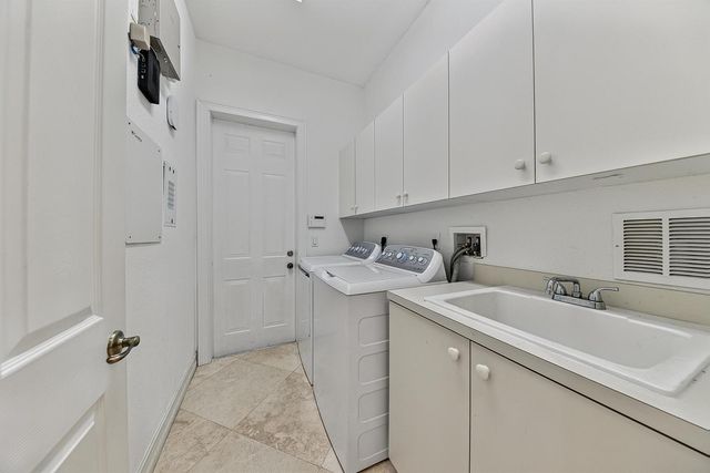 7233 NW 123rd Avenue, Parkland, FL 33076
