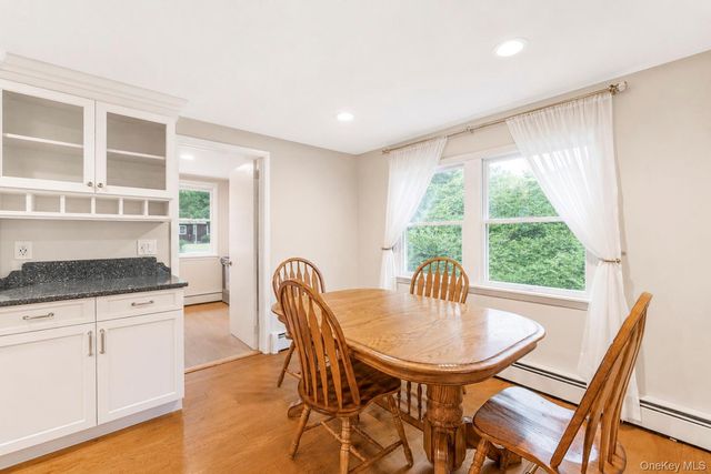 2 Fox Lane, Shoreham, NY 11786