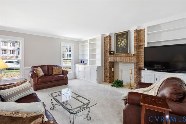 2408 Loch Braemar Dr, North Chesterfield, VA 23236