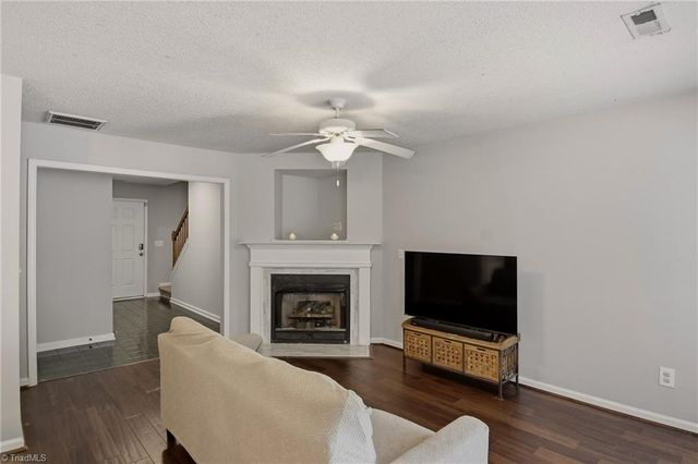 1109 Academic Drive, Winston-salem, NC 27106