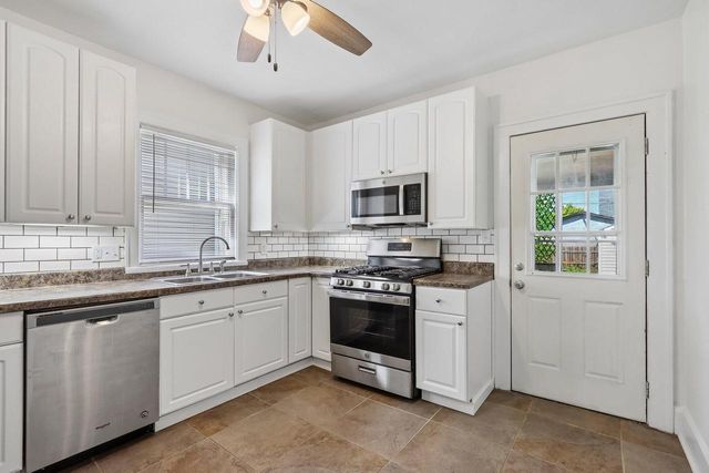 6734 21st AVENUE, Kenosha, WI 53143