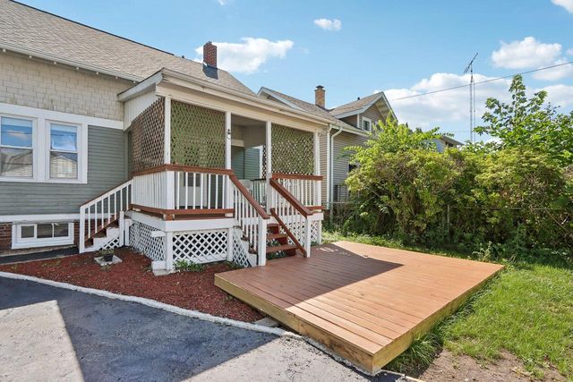 6734 21st AVENUE, Kenosha, WI 53143