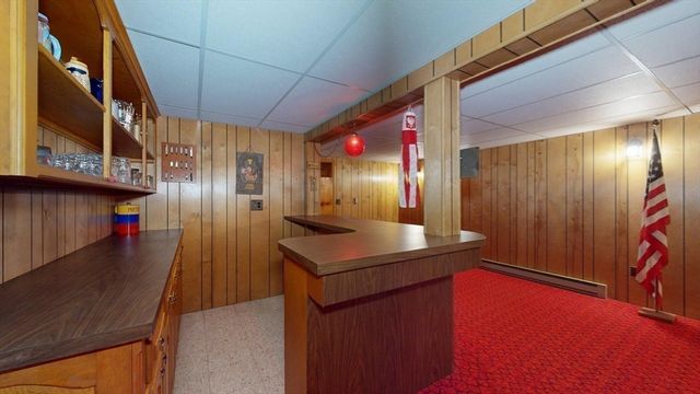 29 Lincoln St, Agawam, MA 01030