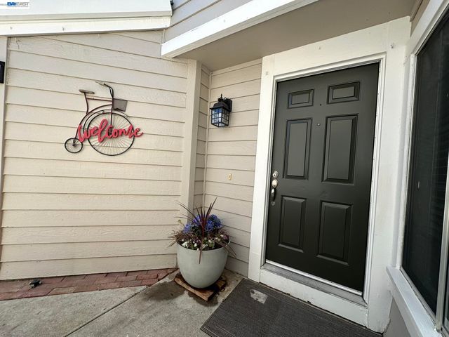 3225 ISLEWOOD CT, Antioch, CA 94531