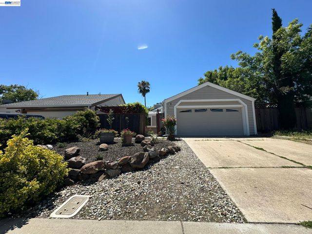 3225 ISLEWOOD CT, Antioch, CA 94531