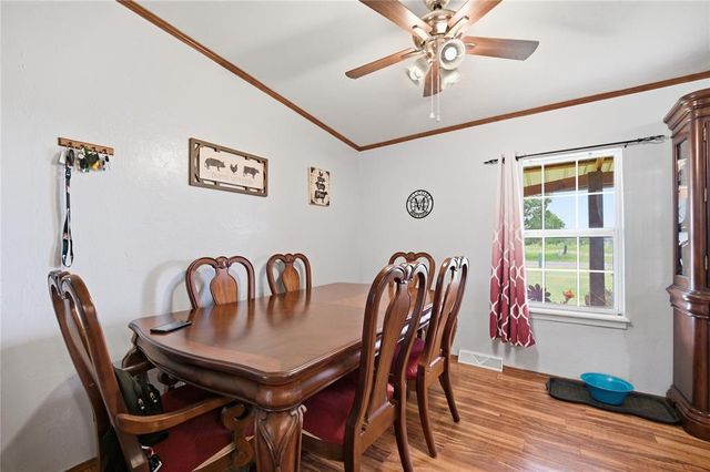 3780 E Seward Road, Guthrie, OK 73044