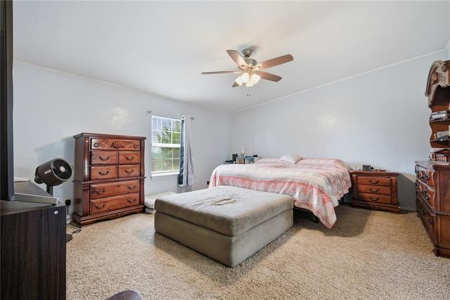 3780 E Seward Road, Guthrie, OK 73044