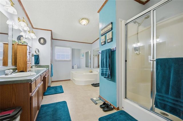 3780 E Seward Road, Guthrie, OK 73044