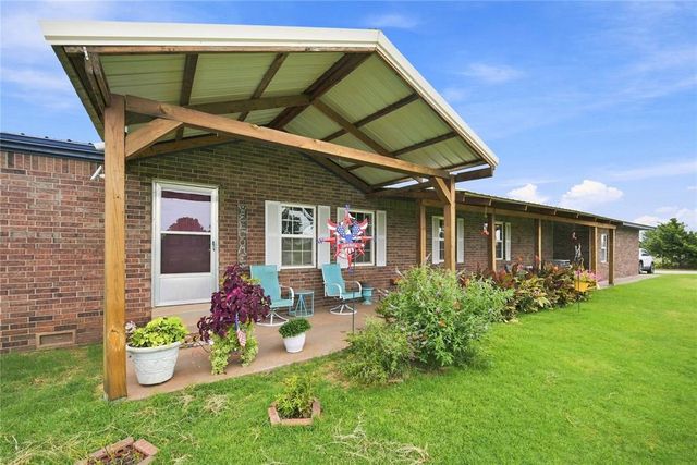 3780 E Seward Road, Guthrie, OK 73044