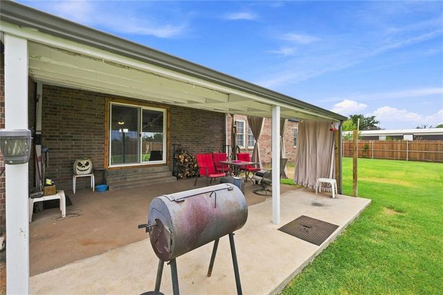 3780 E Seward Road, Guthrie, OK 73044