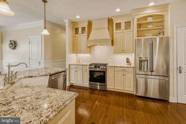 1750 FERRARI DR, Vineland, NJ 08361