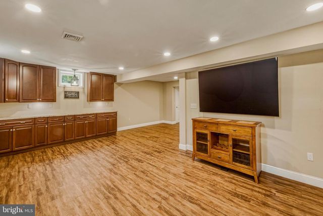 1750 FERRARI DR, Vineland, NJ 08361