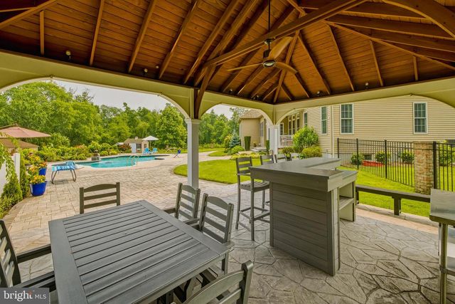 1750 FERRARI DR, Vineland, NJ 08361