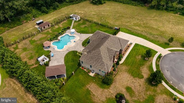 1750 FERRARI DR, Vineland, NJ 08361