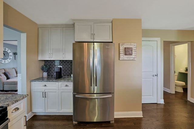 562 Revere Avenue, Westmont, IL 60559