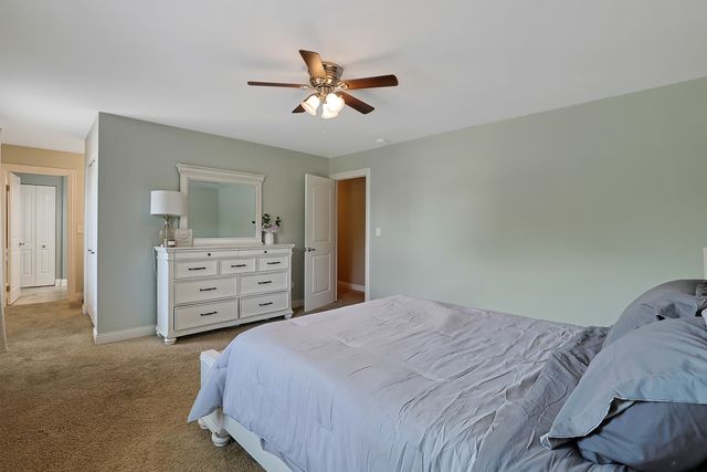 562 Revere Avenue, Westmont, IL 60559