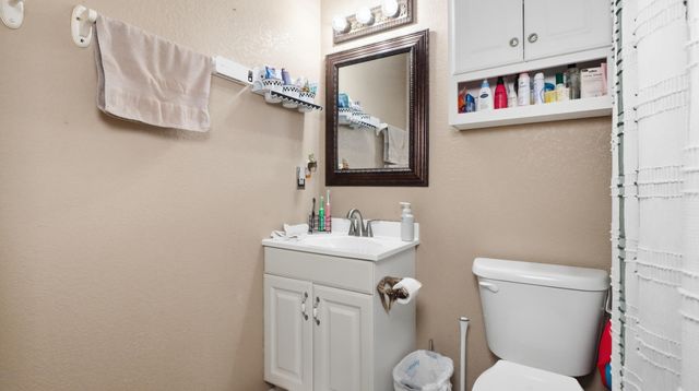 8305 County Road 5110, West Plains, MO 65775