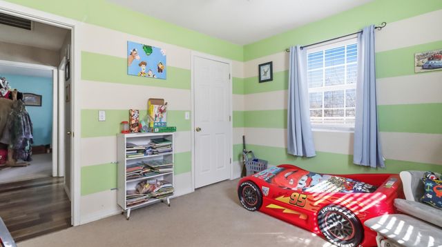 8305 County Road 5110, West Plains, MO 65775