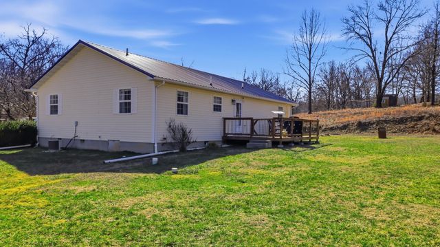 8305 County Road 5110, West Plains, MO 65775