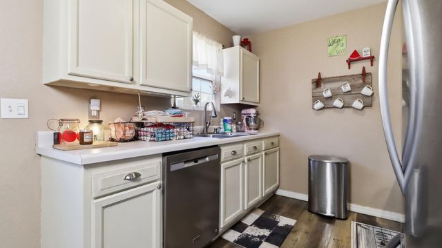 8305 County Road 5110, West Plains, MO 65775