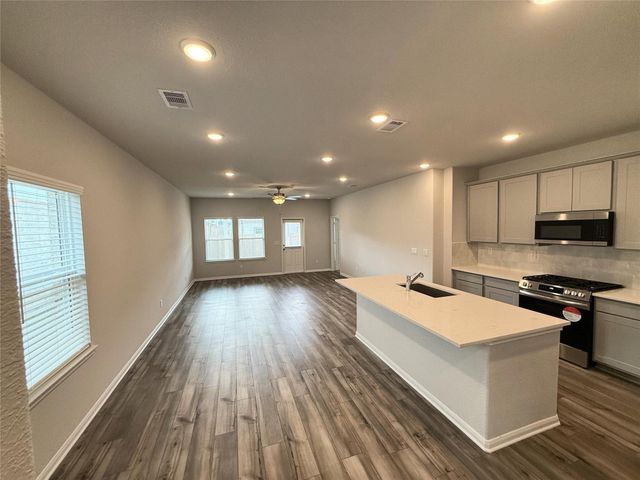 8461 Sweet Cherry Lane, Magnolia, TX 77354