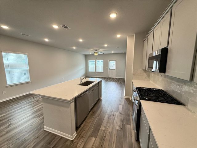 8461 Sweet Cherry Lane, Magnolia, TX 77354