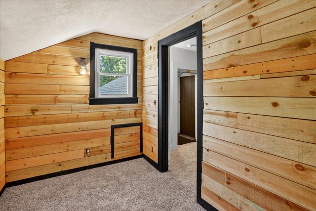 728 W Hanover Street, Marshall, MI 49068