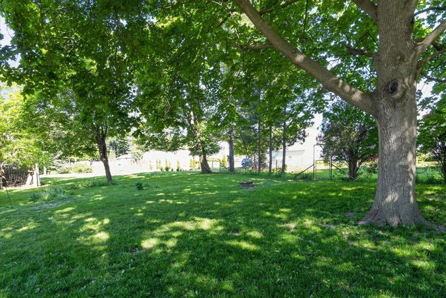 728 W Hanover Street, Marshall, MI 49068