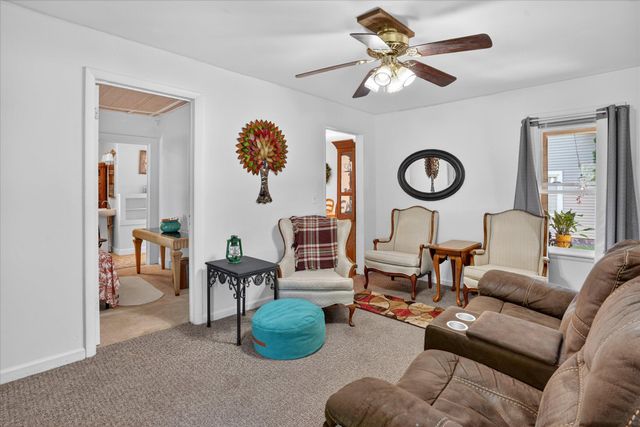 728 W Hanover Street, Marshall, MI 49068