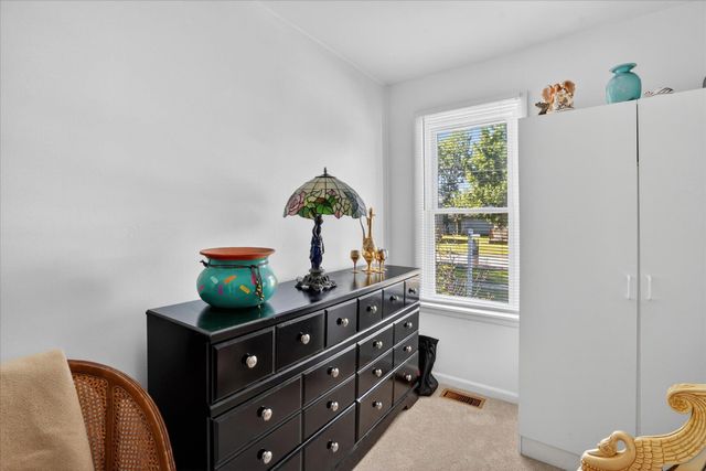728 W Hanover Street, Marshall, MI 49068